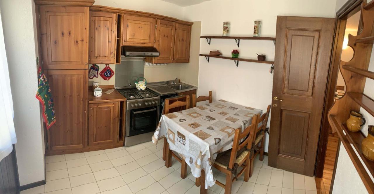 Casa Ornella Appartement Courmayeur Buitenkant foto