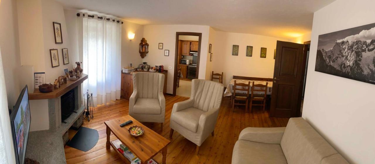 Casa Ornella Appartement Courmayeur Buitenkant foto
